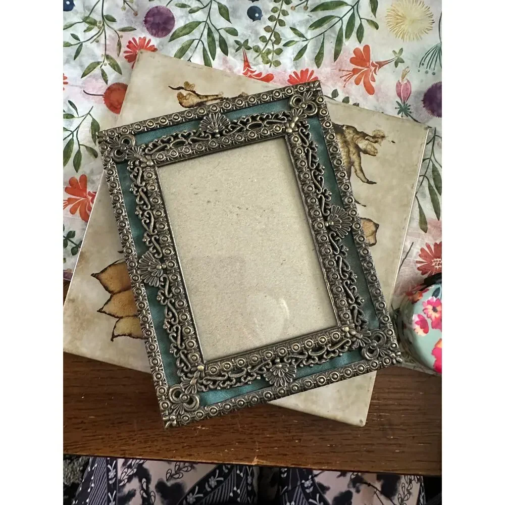 3x5” frame Victorian scrolling baroque metal mystical dark fairy home decor art